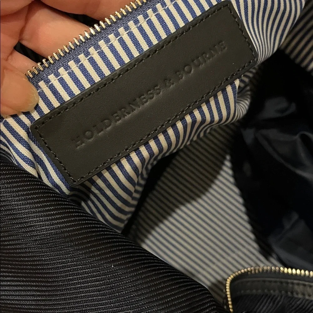 Holderness & Bourne open gate Navy Blue Men's Bag NEW